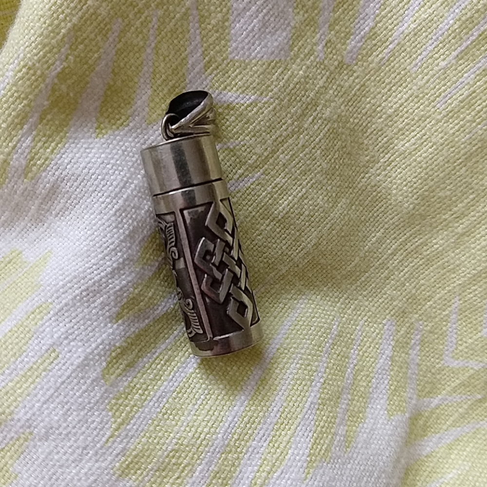 A Tibetan pendant